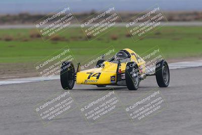 media/Jan-14-2023-CalClub SCCA (Sat) [[d2757389b8]]/Group 5/Race (Sunset)/